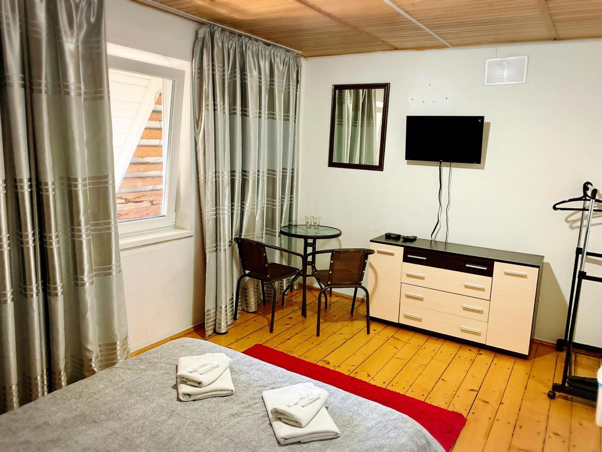 Mini-Hotel Sakvoyage Chernivtsi Exterior photo