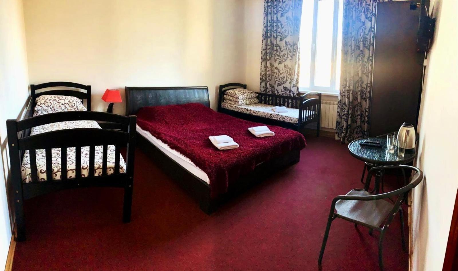 Mini-Hotel Sakvoyage Chernivtsi Exterior photo