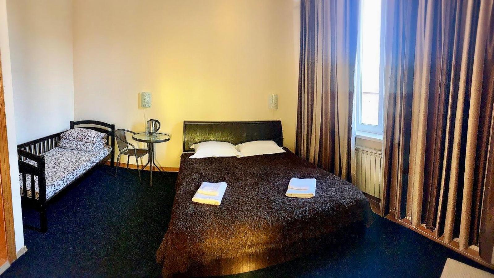 Mini-Hotel Sakvoyage Chernivtsi Exterior photo